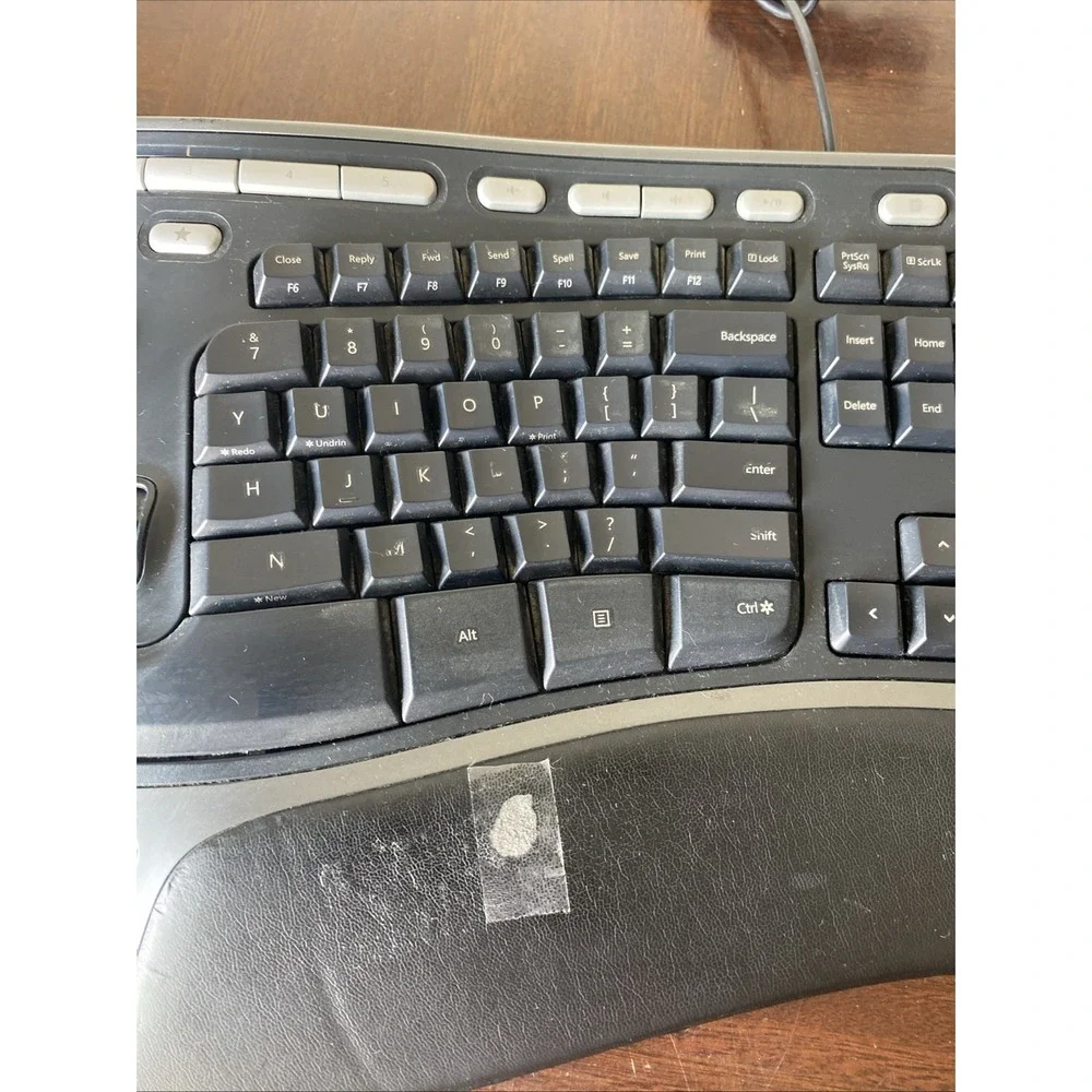 Microsoft Natural Ergonomic 4000 Wired Keyboard Black B2M-00012 KU-0462